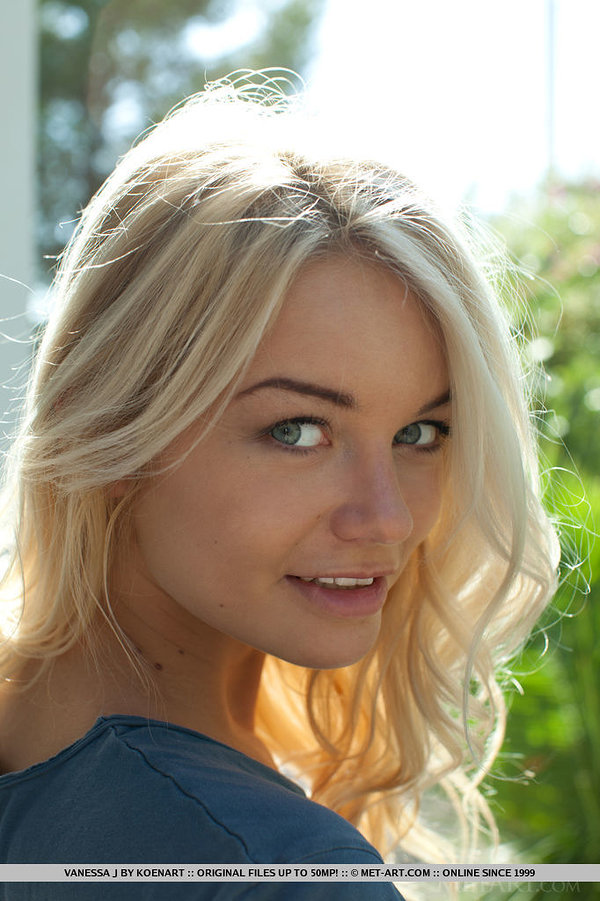 Даня, 21 год, 2 размер груди